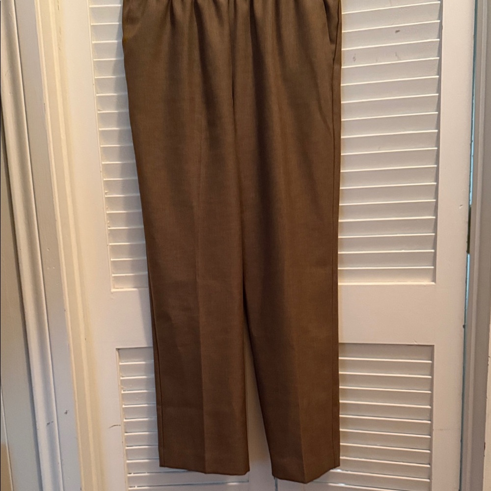 Alfred Dunner Women's Tan Straight Leg Pants